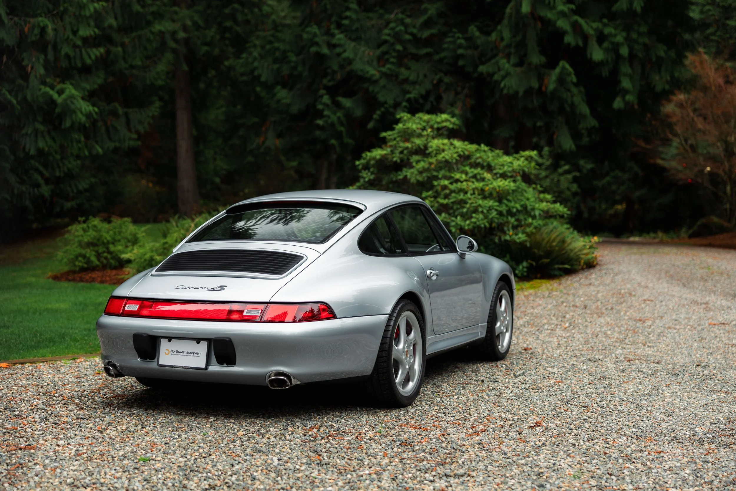 Ash（4点） The End of an Air-Cooled Era - Porsche 993 — Northwest European